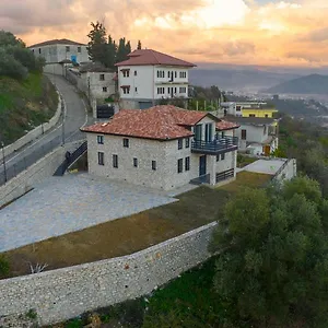 Balliu , Berat Albanien